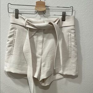 Aritzia Wilfred Beige Tie-Waist Shorts